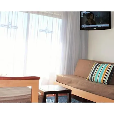 Spectacular 2 Bedroom In The Center * אלבופיירה