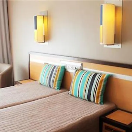 דירה Spectacular 2 Bedroom In The Center