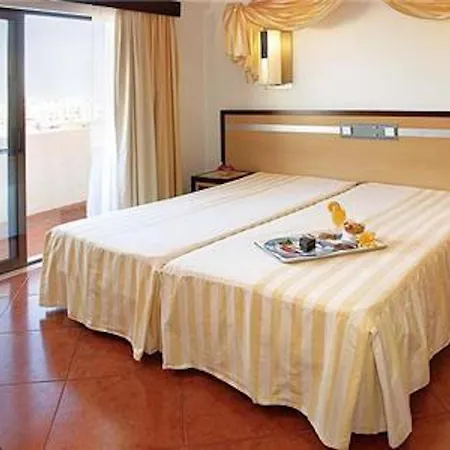 Spectacular 2 Bedroom In The Center Daire