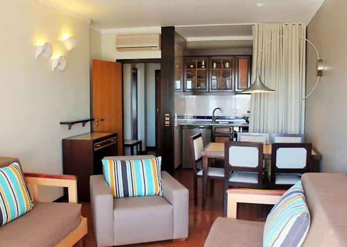 Spectacular 2 Bedroom In The Center * Albufeira